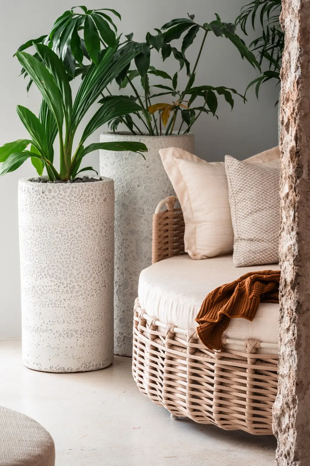 Ambiente externo com móveis Tessaro